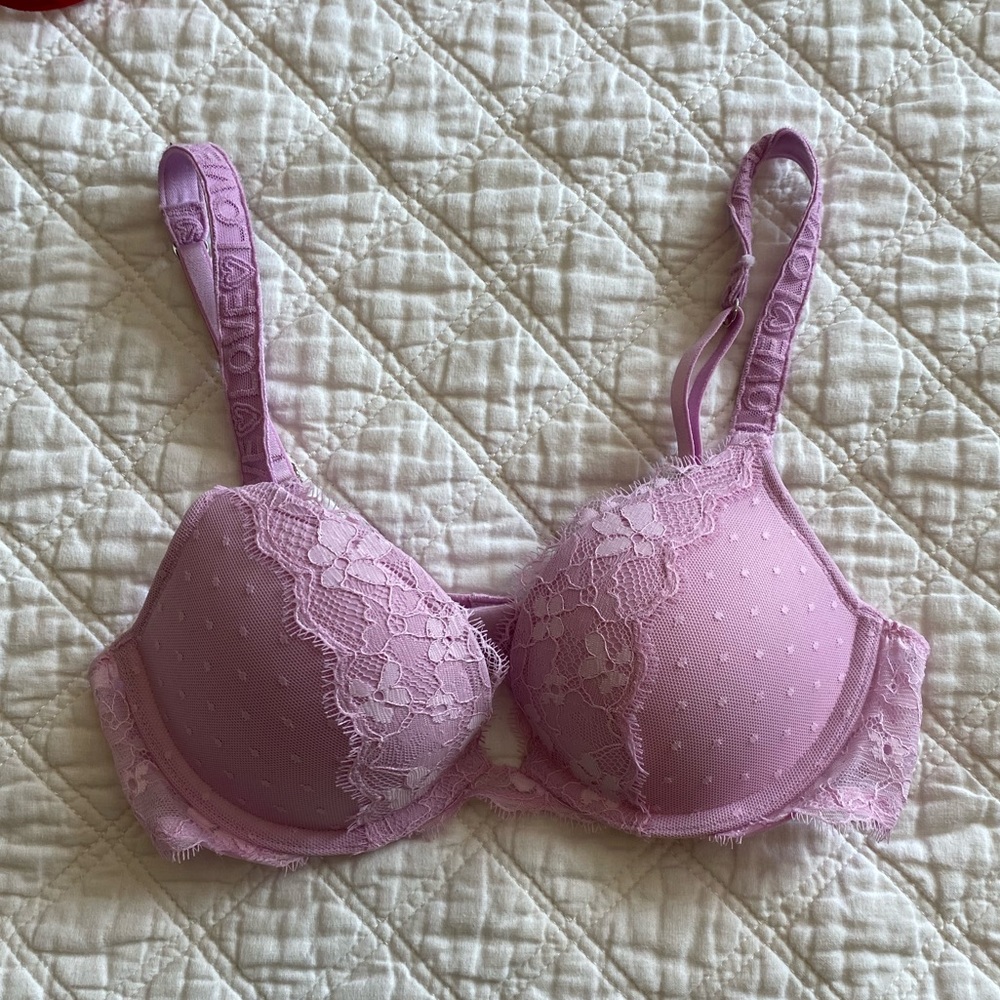Victoria’s Secret lavender bra